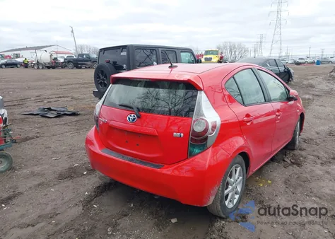 2012 Toyota Prius C Four from USA, damaged, VIN JTDKDTB30C1005638